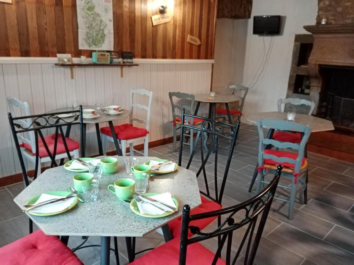 Les P'Tites Pistes Bed and Breakfast Chaux-des-Pres Εξωτερικό φωτογραφία
